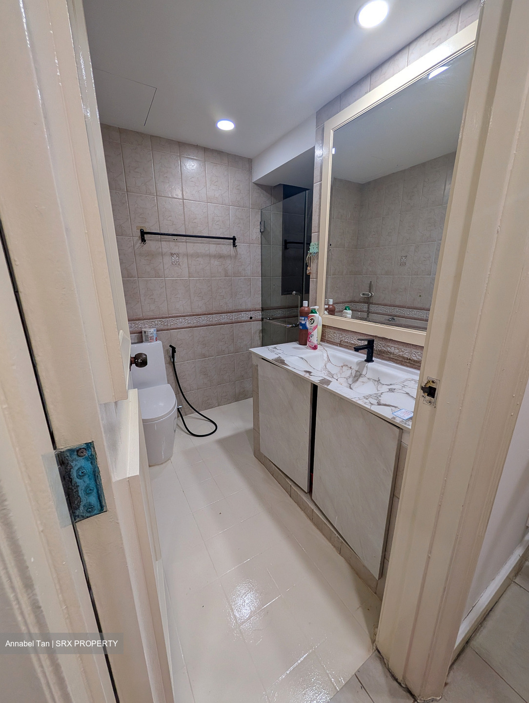 Parkview Apartments (D23), Apartment #618228501